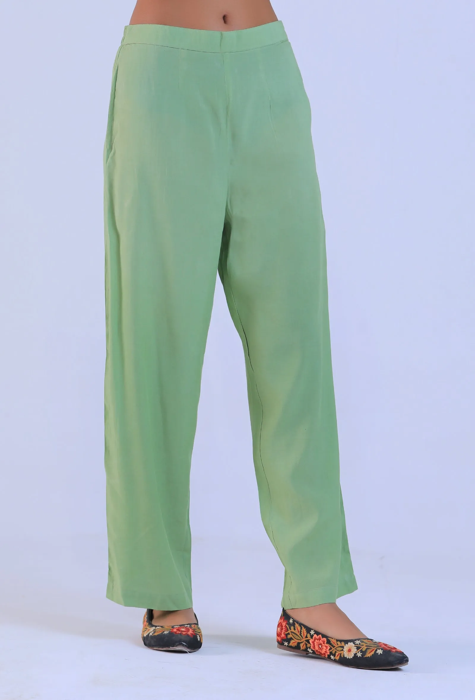 Women Green Cotton Pant