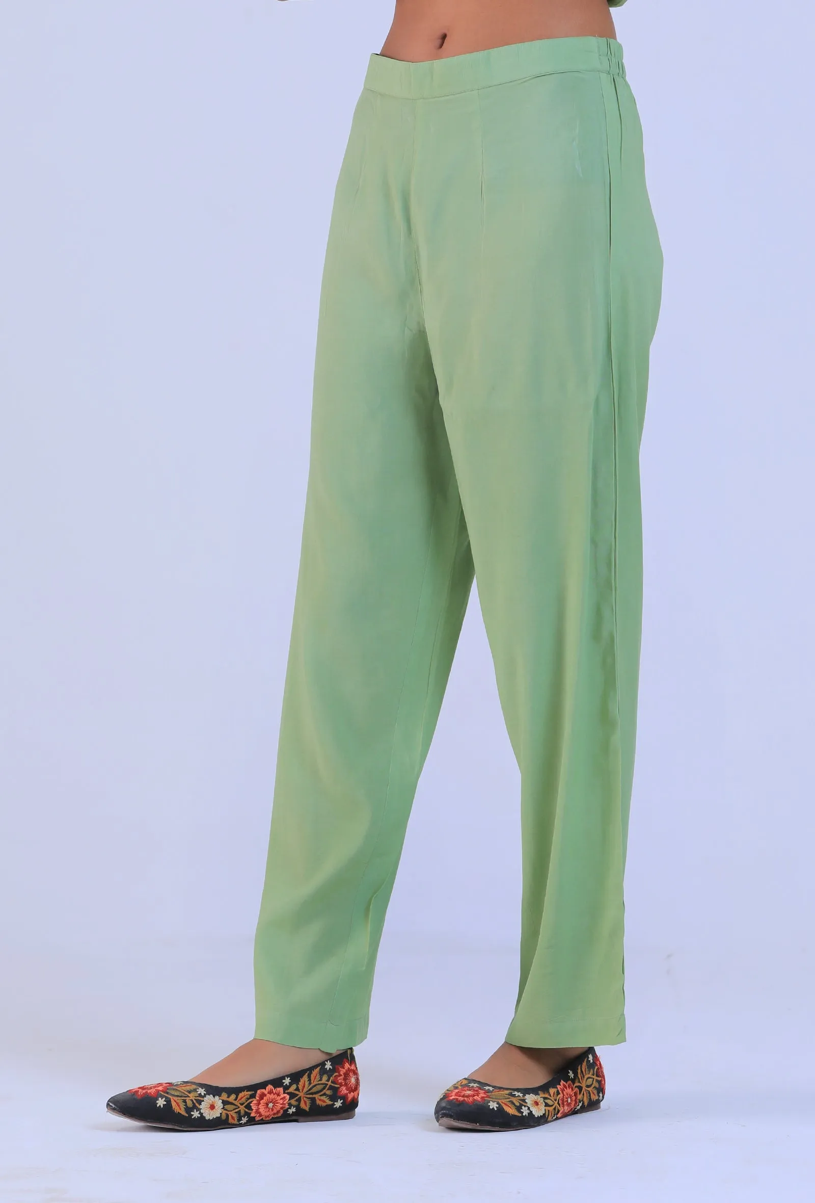 Women Green Cotton Pant